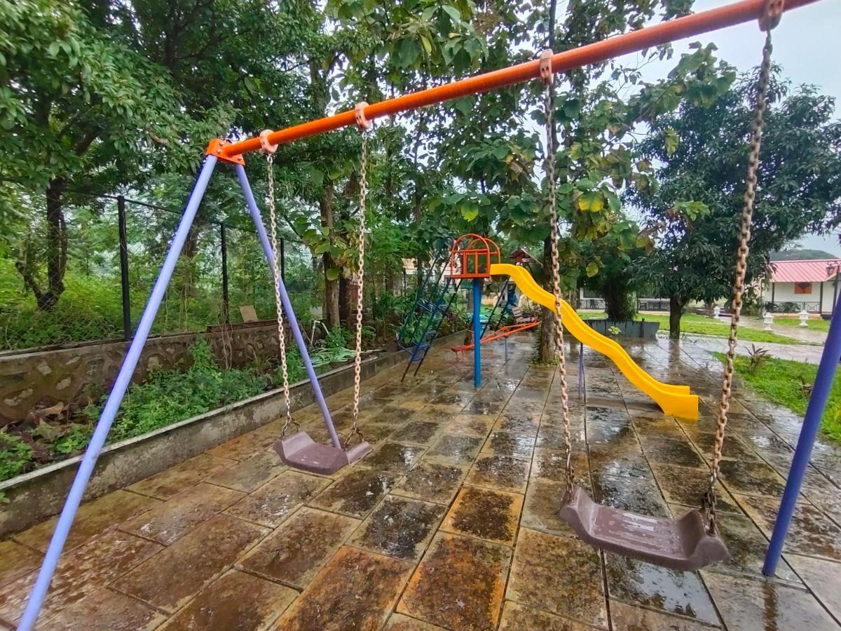 Ninad Homestays Karjat Exterior photo